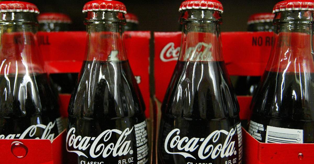 Vào tháng 2 năm nay, Coca Cola bị cáo buộc đã bắt nhân viên tham gia khoá đào tạo 