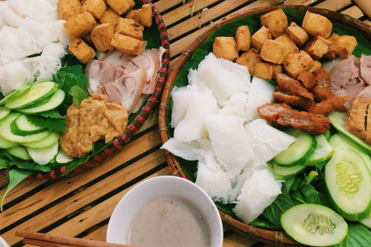 What Local Vietnamese Eat For Lunch - Vietcetera
